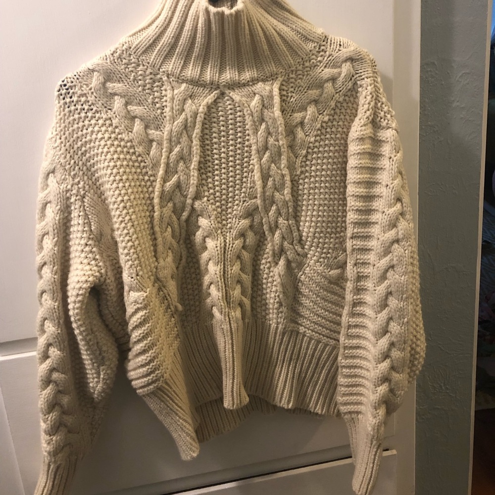 ZARA cabled crop sweater
